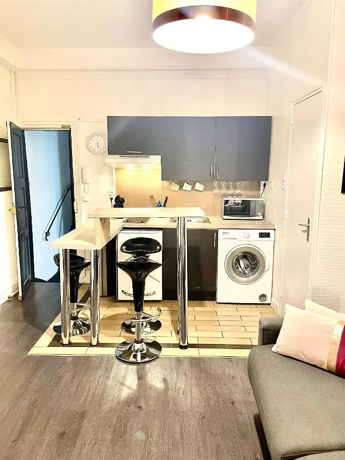 Cozy Studio Chatelet Paris 0*,  France