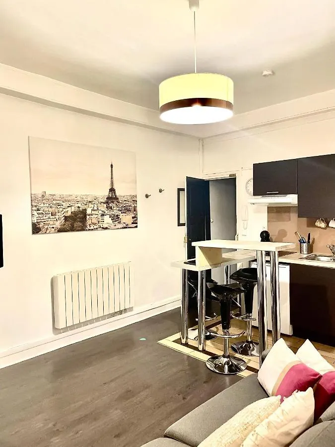 Cozy Studio Chatelet Paris Apartment